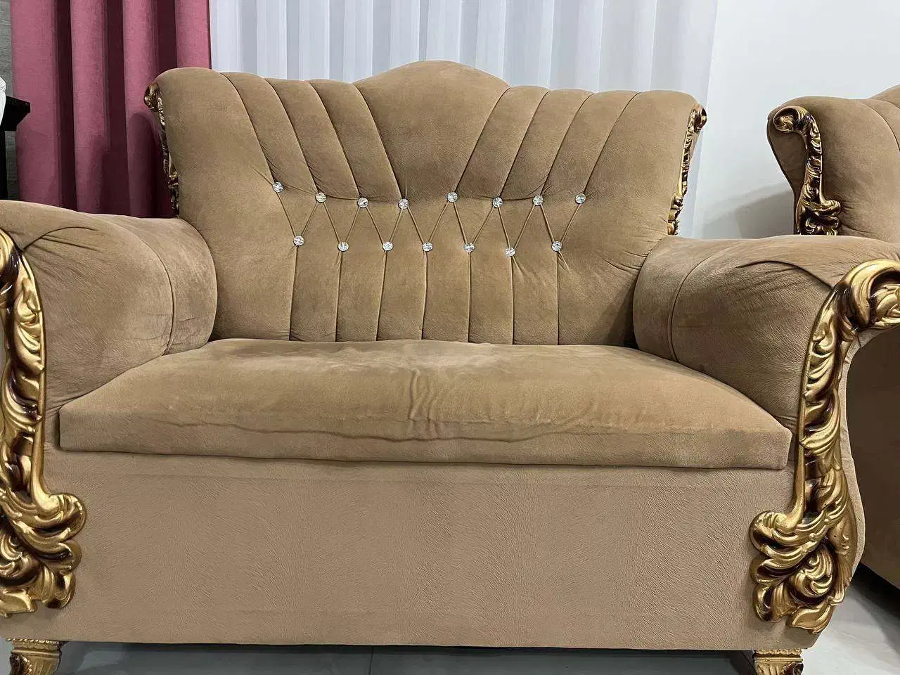 مبل 7 نفره + میز جلو مبلی + ۴تا میزعسلی|مبلمان خانگی و میز عسلی|سنگر, |دیوار