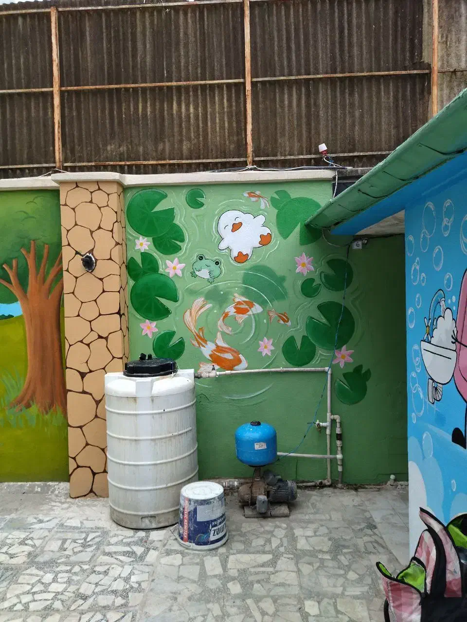 نقاشی دیواری مدارس مهد و مدرسه|خدمات پیشه و مهارت|رشت, استقامت ۱|دیوار