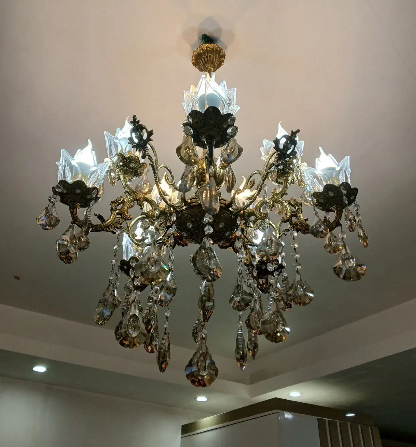 لوستر برنج ۵ شاخه ۱۰ شعله|لوستر و چراغ آویز|اسلامشهر, شهرک قائمیه|دیوار