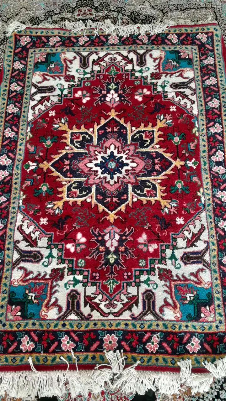 خرید و فروش فرش دست باب|فرش|تبریز, |دیوار