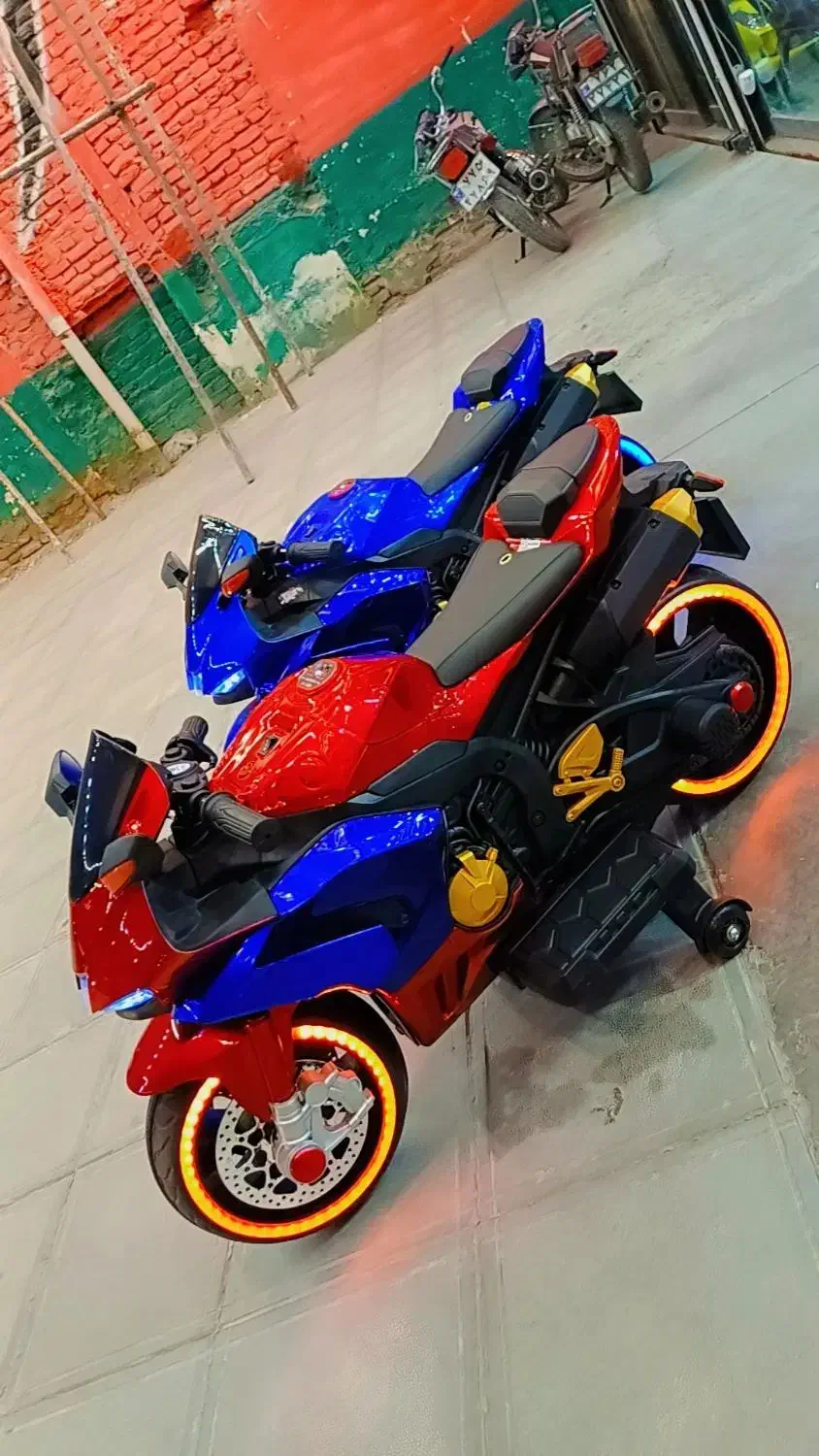 موتورشارژی TurboKid چرخ چراغ دار ماشین شارژی|اسباب و اثاث بچه|مشهد, توس (بلوار توس)|دیوار