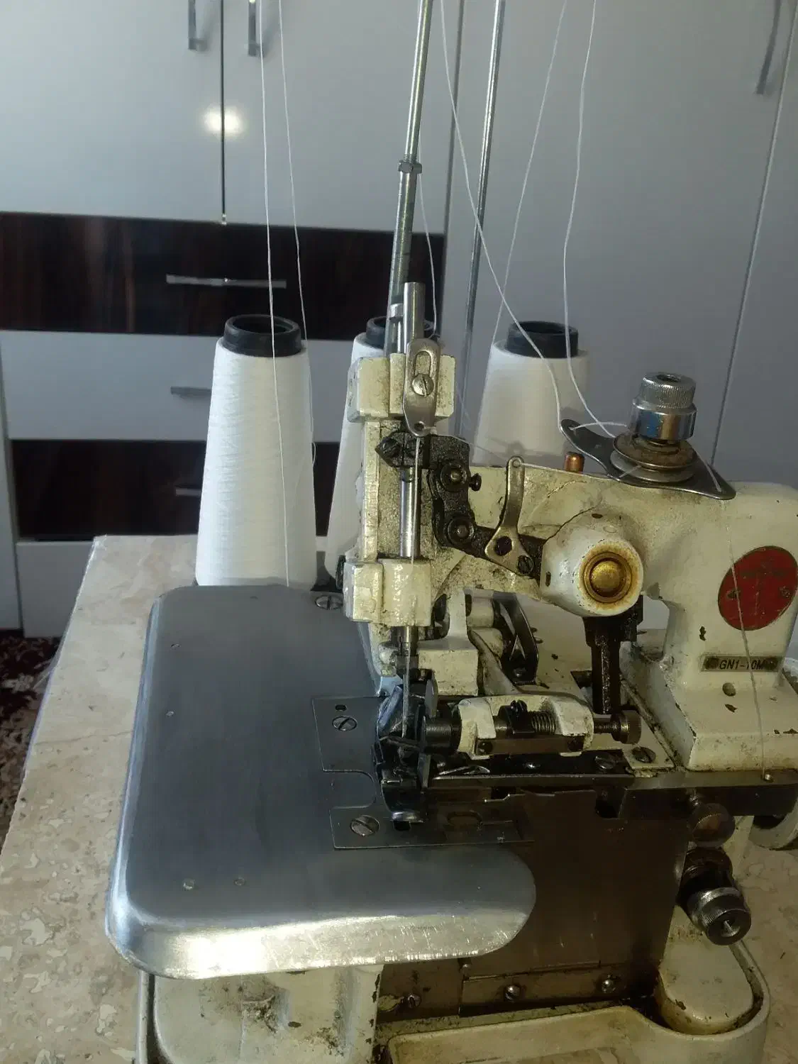 سردوزخانگی|چرخ خیاطی و ریسندگی|سنندج, |دیوار