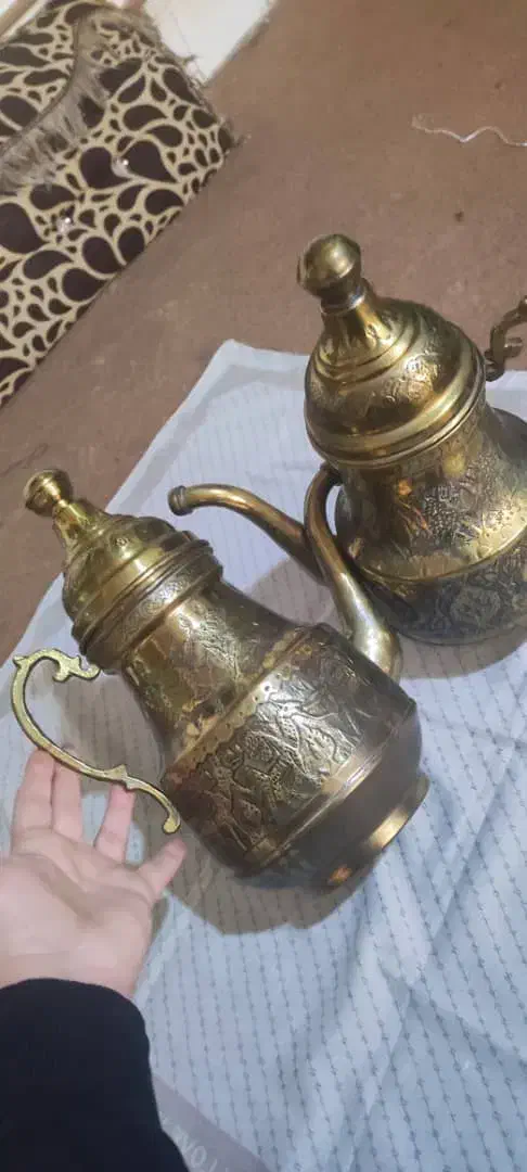 پارچ برنج|کلکسیون اشیاء عتیقه|ابریشم, |دیوار