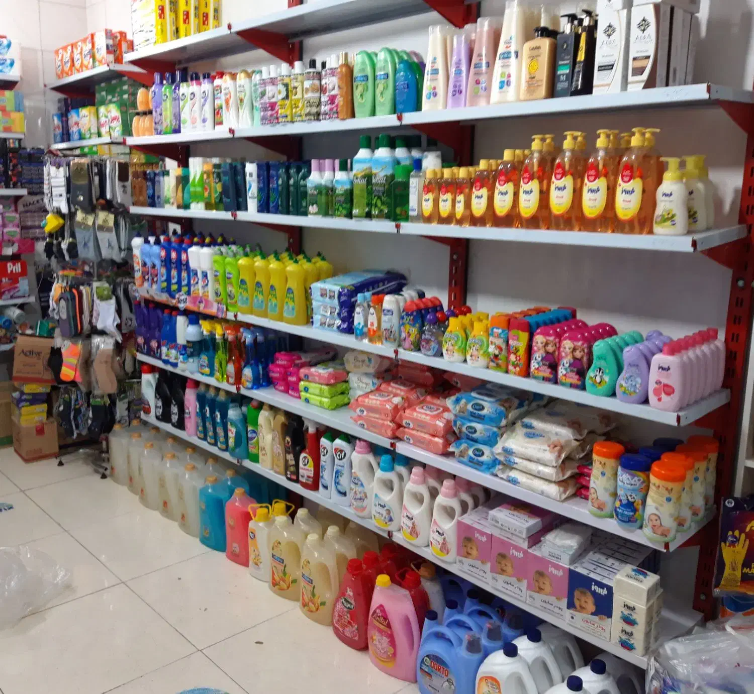 انواع پوشک بچه و محصولات شوینده و بهداشتی|اسباب و اثاث بچه|خرم‌آباد, |دیوار