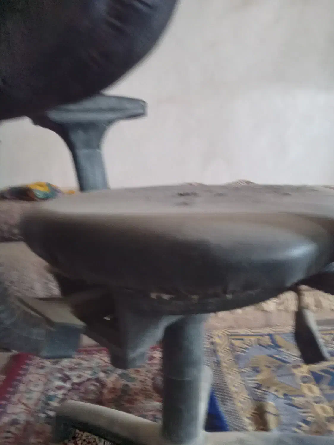 صندلی چرخ دار|صندلی و نیمکت|هیرمند, |دیوار