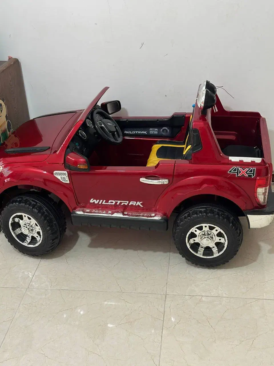 ماشین شارژی فورد دو موتوره|اسباببازی|پاوه, |دیوار