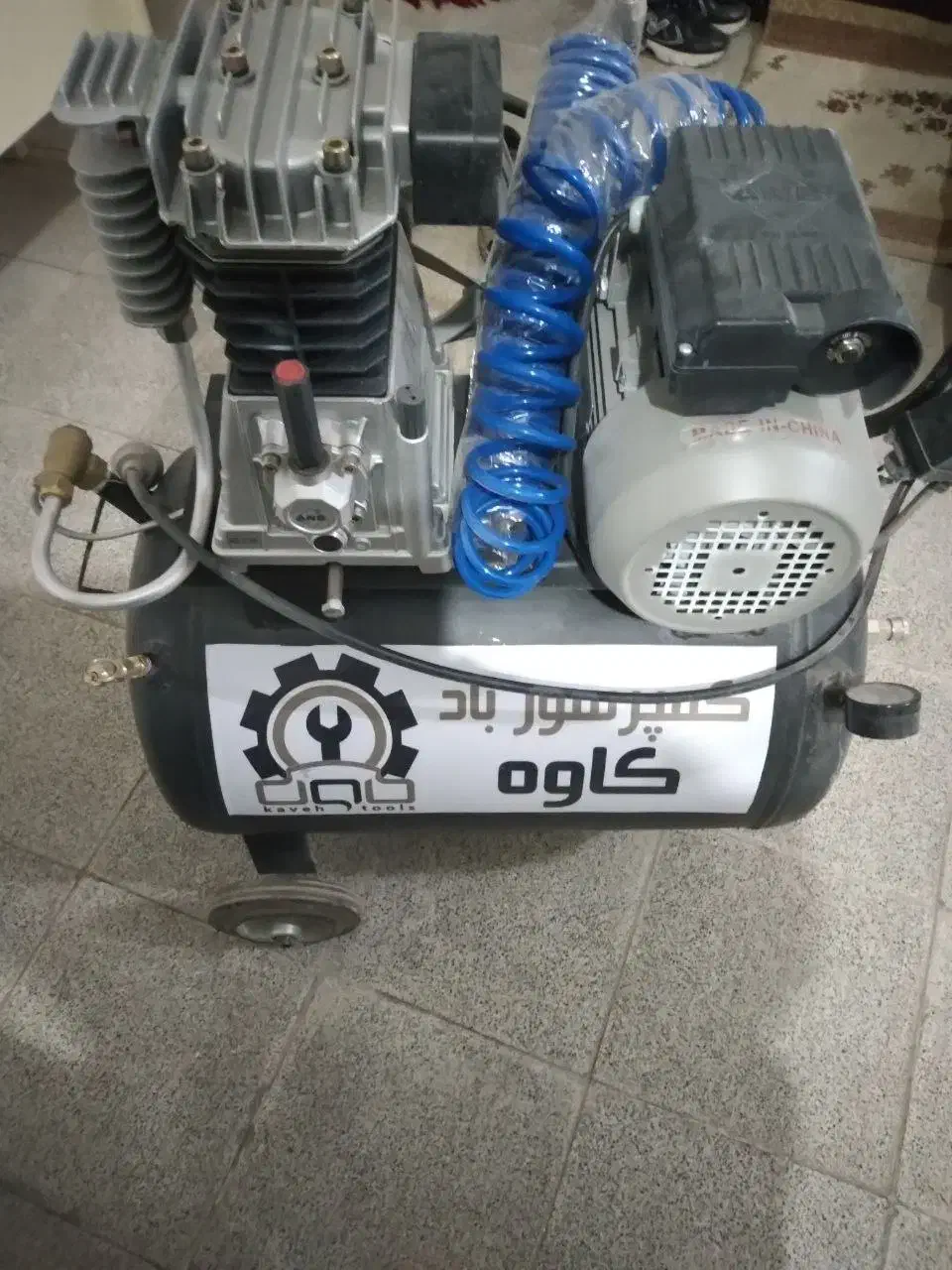 پمپ باد 80 لیتری موتر بزرگ سفارشی جنس خوب|ماشین‌آلات صنعتی|نیشابور, شهرک فرهنگیان|دیوار