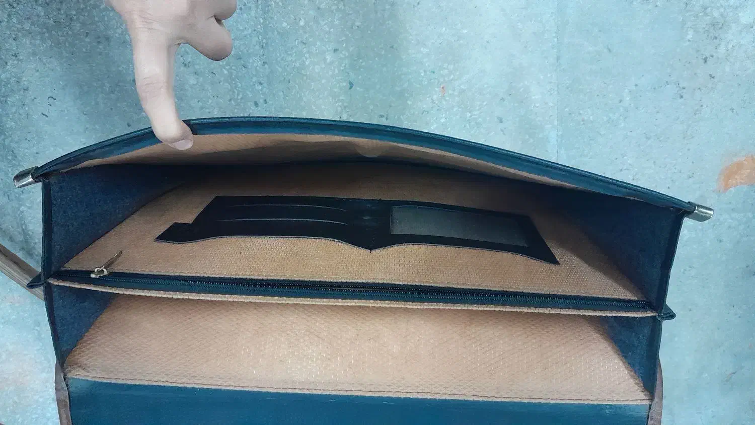 کیف اداری|کیف، کفش، کمربند|کازرون, |دیوار