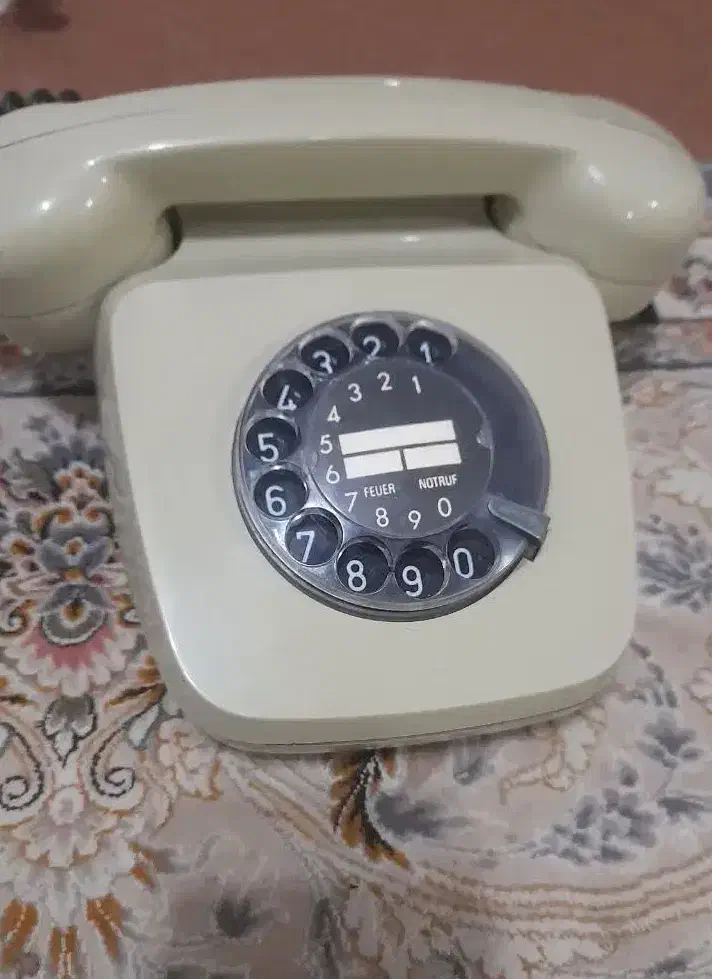 تلفن قدیمی|تلفن رومیزی|خمینیشهر, |دیوار