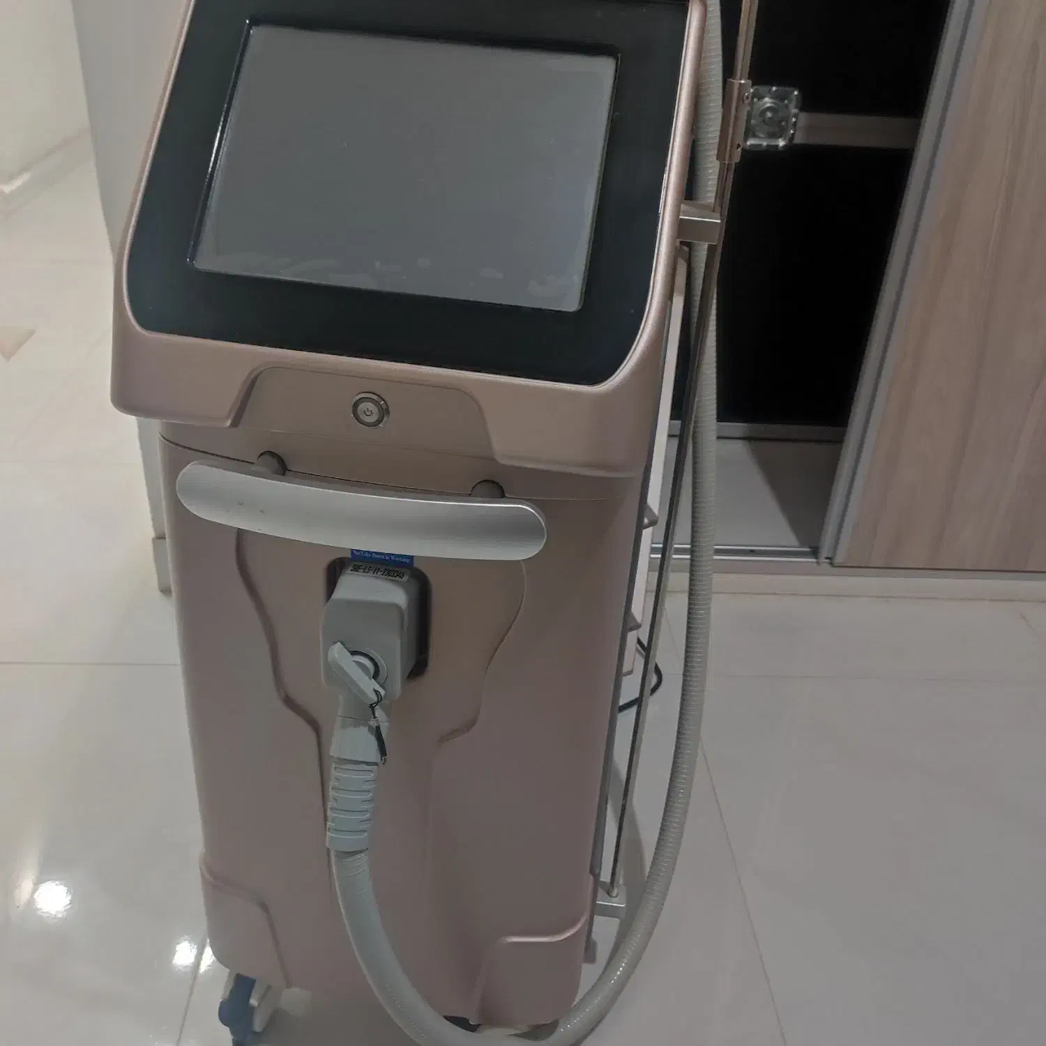 فروش دستگاه لیزر الکس|پزشکی|کوهسار (البرز), |دیوار