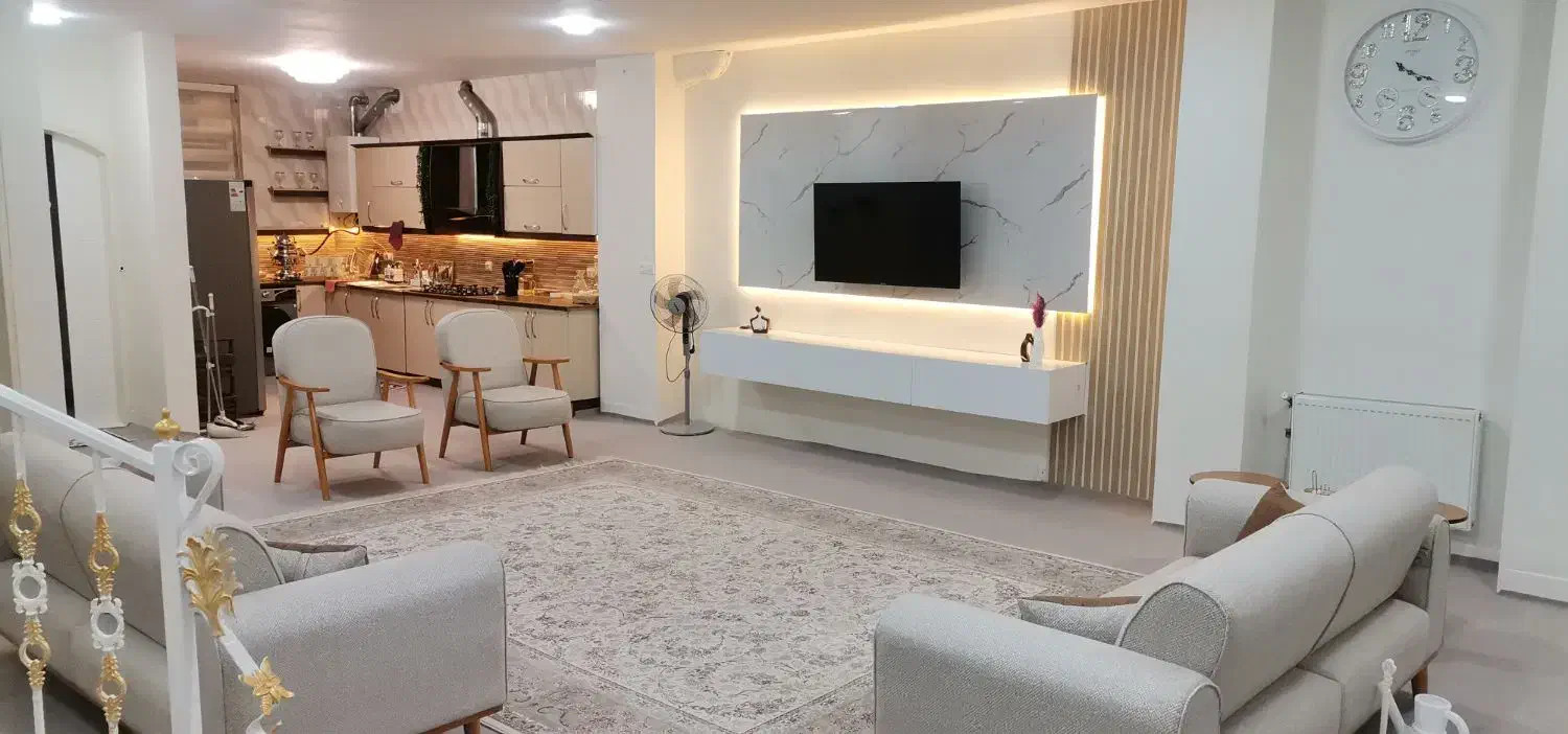 فروش منزل ویلایی شیک|فروش خانه و ویلا|خمینیشهر, |دیوار