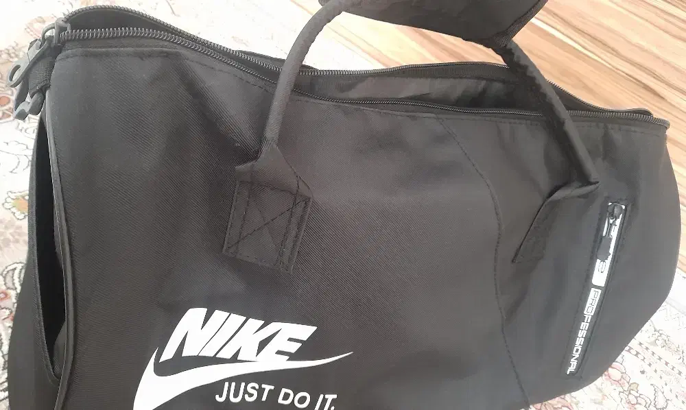 کیف باشگاه مردانه|کیف، کفش، کمربند|پرند, فاز ۲|دیوار