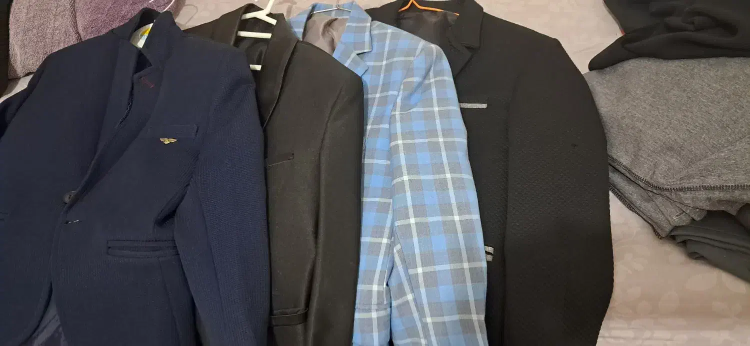 چند عدد کت پسرانه سایز ۵ تا ۱۰ سال درهشهر|لباس|دره شهر, |دیوار