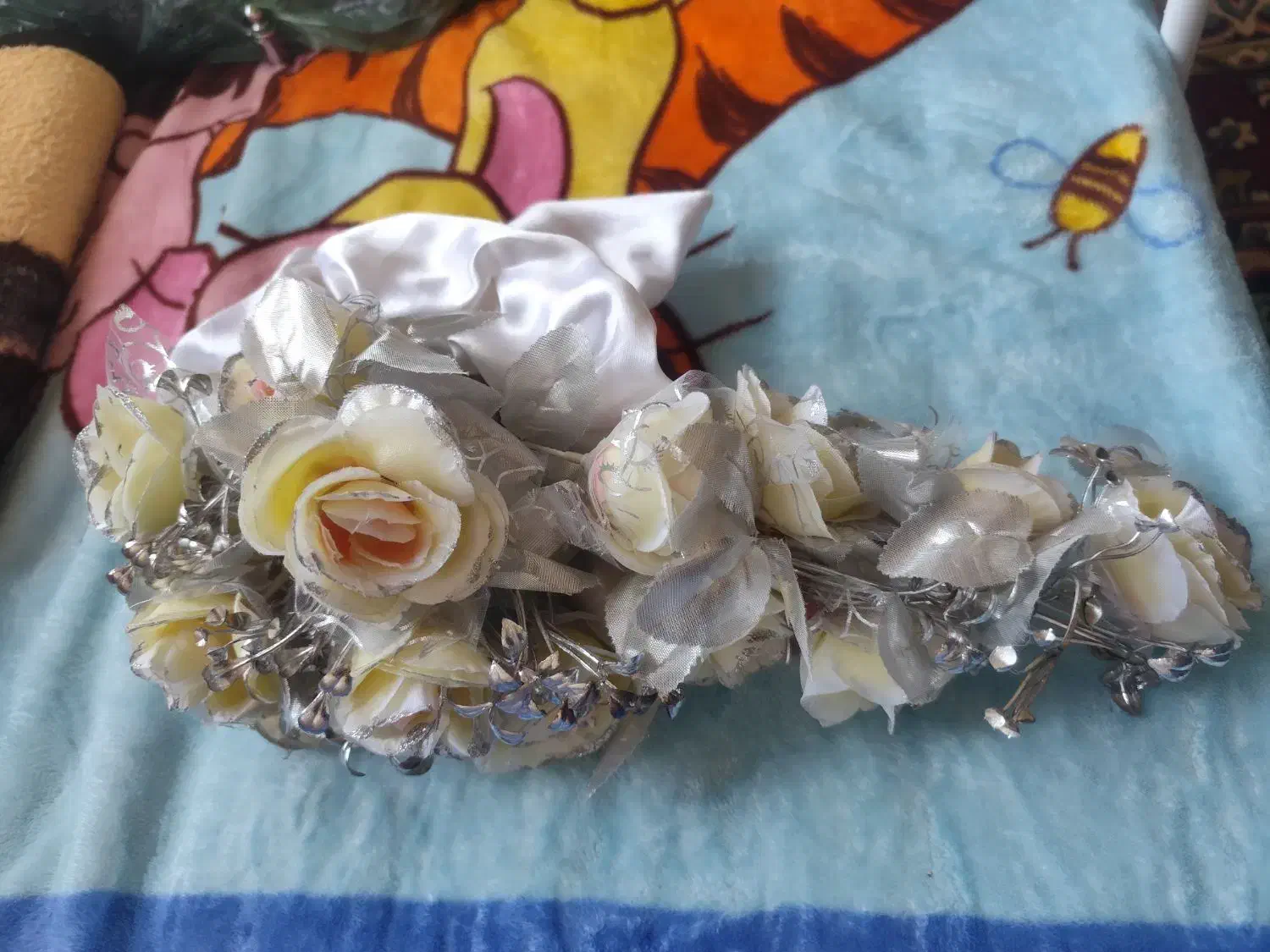 دسته گل عروس|گل مصنوعی|سهند, |دیوار