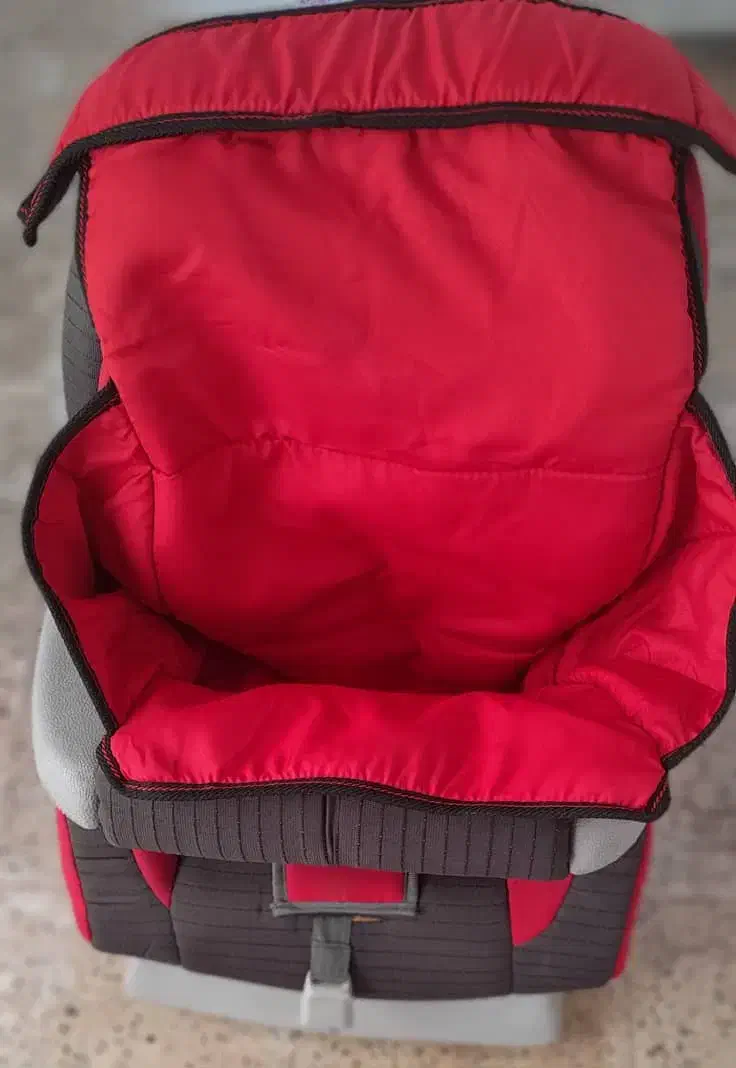 صندلی ماشین چیکو|تخت و صندلی بچه|رشت, یخسازی|دیوار