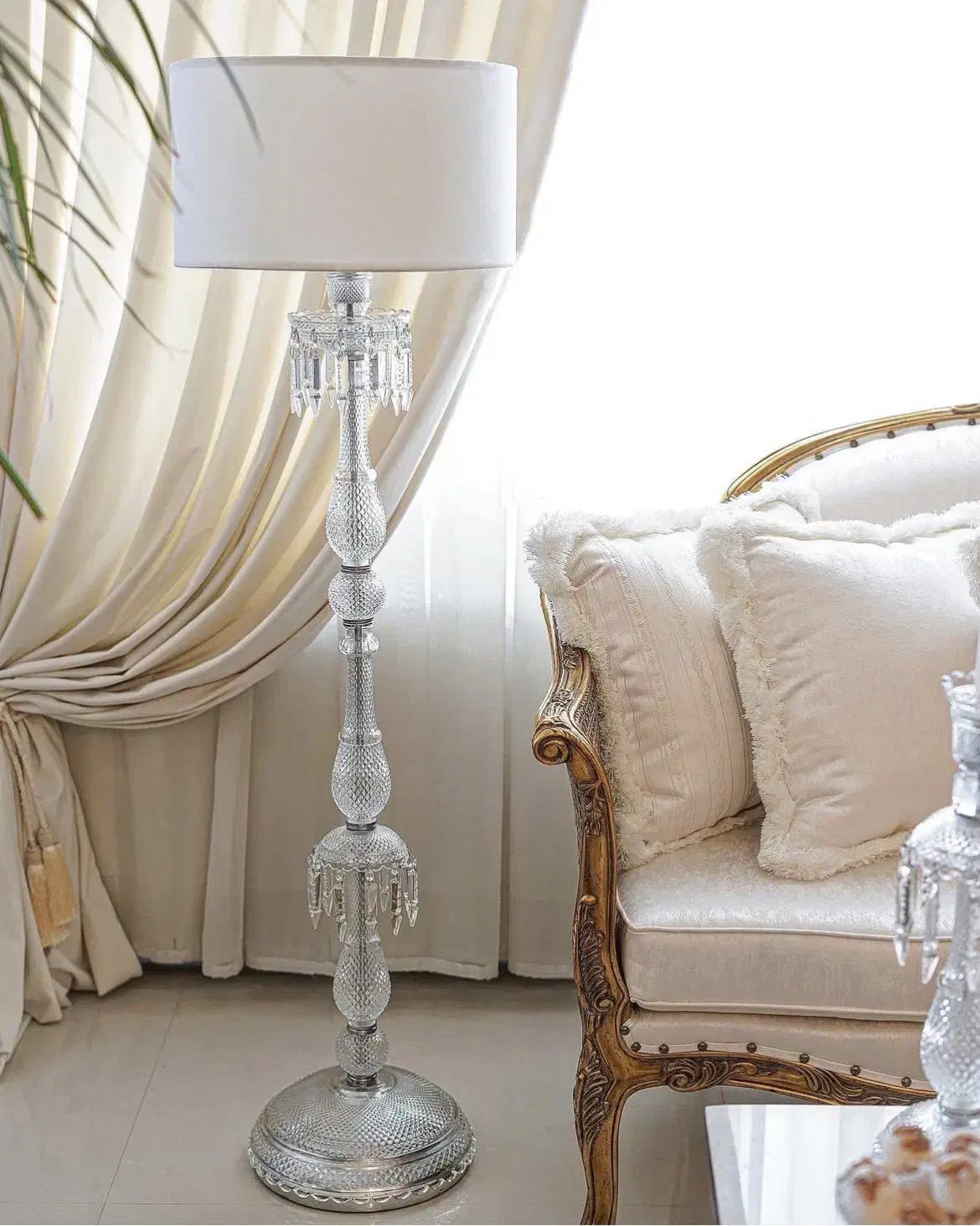 آباژور کنارسالنی و رومیزی طرح باکارا باکارات|چراغ خواب و آباژور|تهران, اکباتان|دیوار