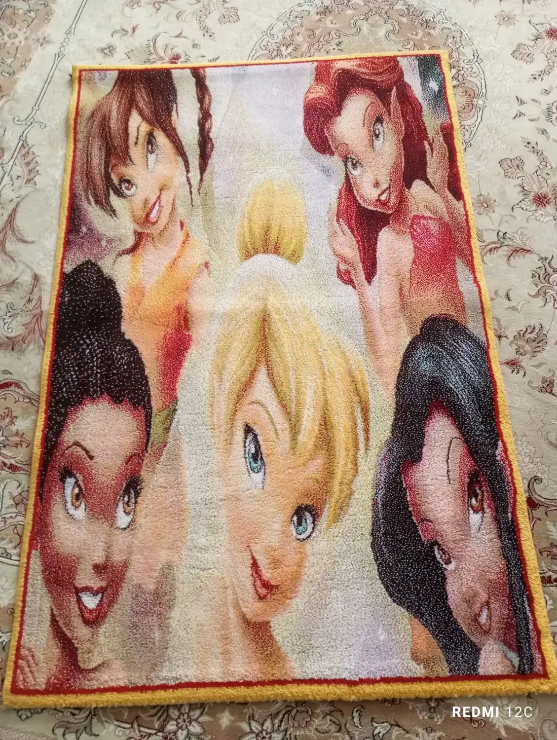 فرش دخترونه در حد نو|فرش|پردیس, فاز ۱۱|دیوار