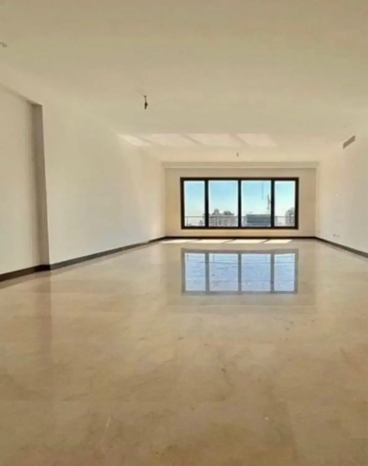 ۹۸ متر نوساز لوکس / جنت اباد شمالی طبقه۶