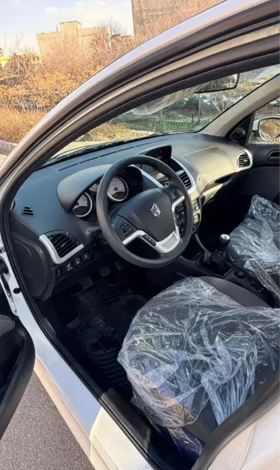 پژو ۲۰۷ مدل ۴۰۴|خودرو سواری و وانت|رفسنجان, |دیوار