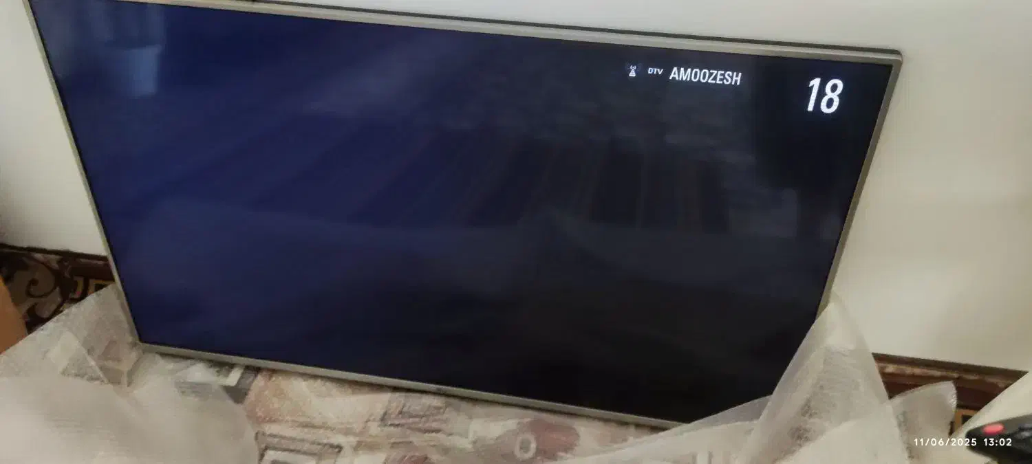 تلویزیون49 ال جی|تلویزیون و پروژکتور|آبیک, |دیوار