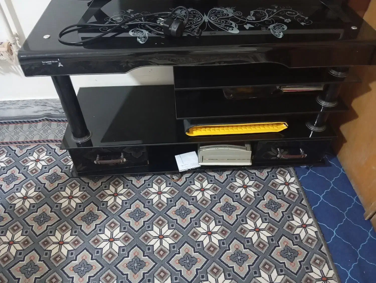 فروش میز تلوزیون|میز تلویزیون|کرمانشاه, |دیوار