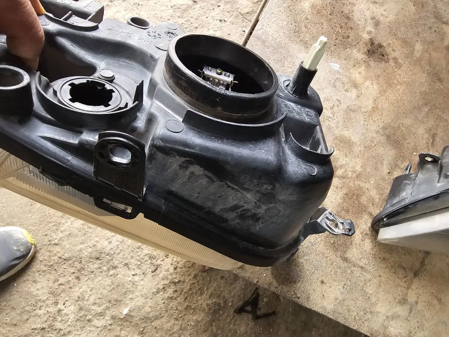 چراغ جلو ال۹۰ با چراغ ۱۱۱|قطعات یدکی و لوازم جانبی|قائمشهر, |دیوار