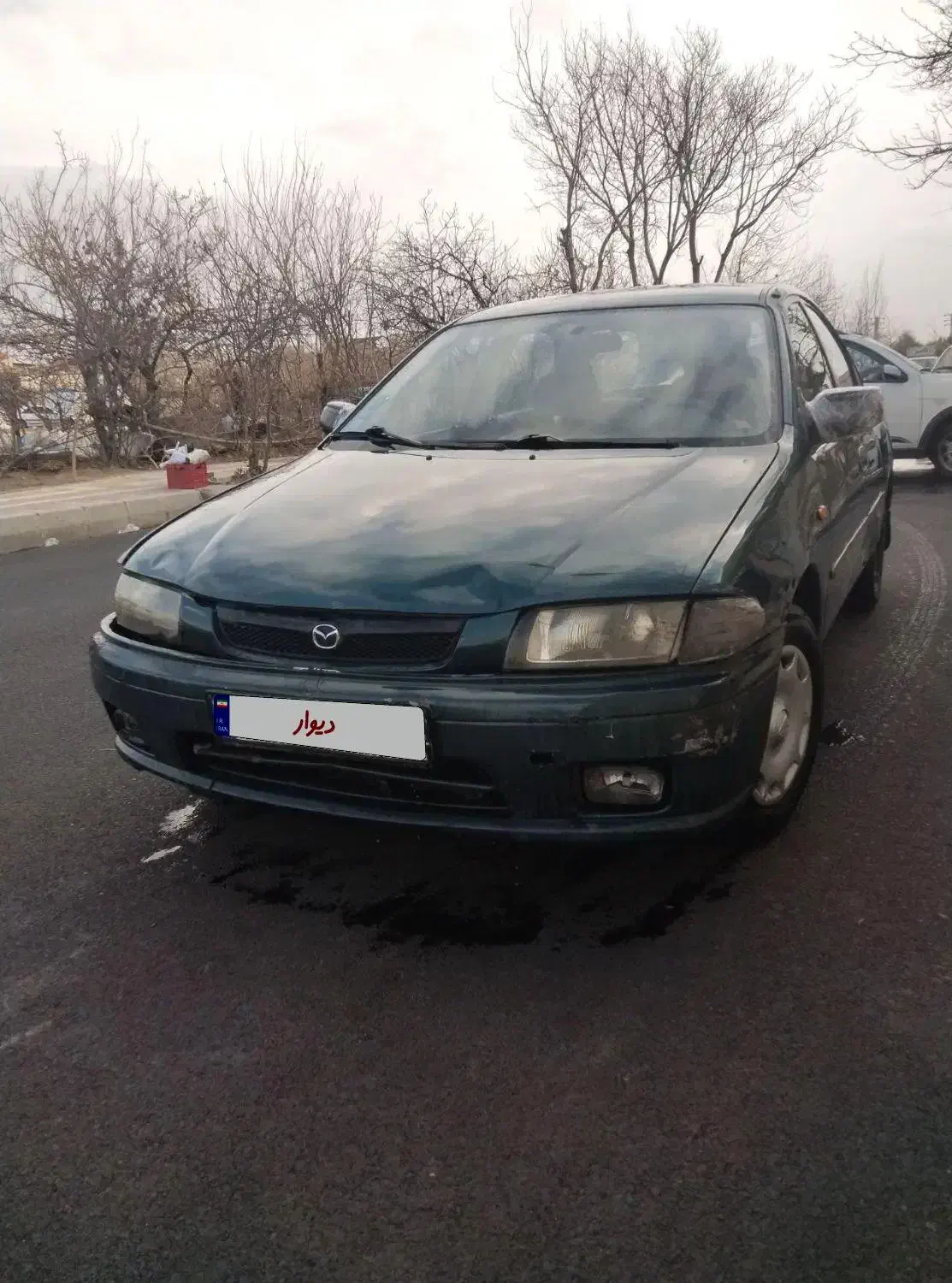 مزدا 323f|خودرو کلاسیک|اندیشه, اندیشه فاز ۳|دیوار