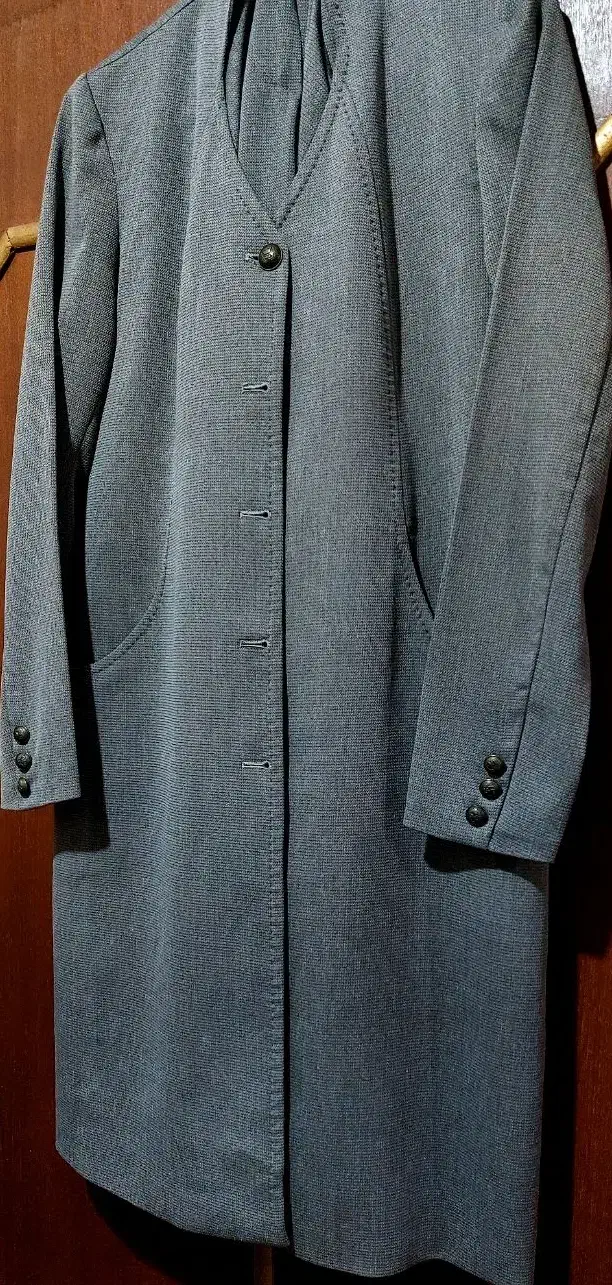 فروش مانتو شلوار اداری رنگ نخودی سایز۴۲|لباس|ایذه, |دیوار