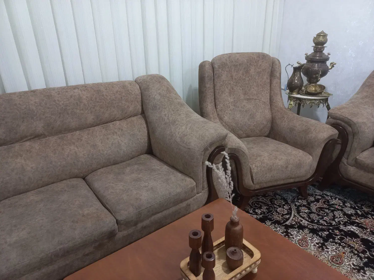 مبلمان ۹ نفره درحد نو|مبلمان خانگی و میز عسلی|کوهدشت, |دیوار