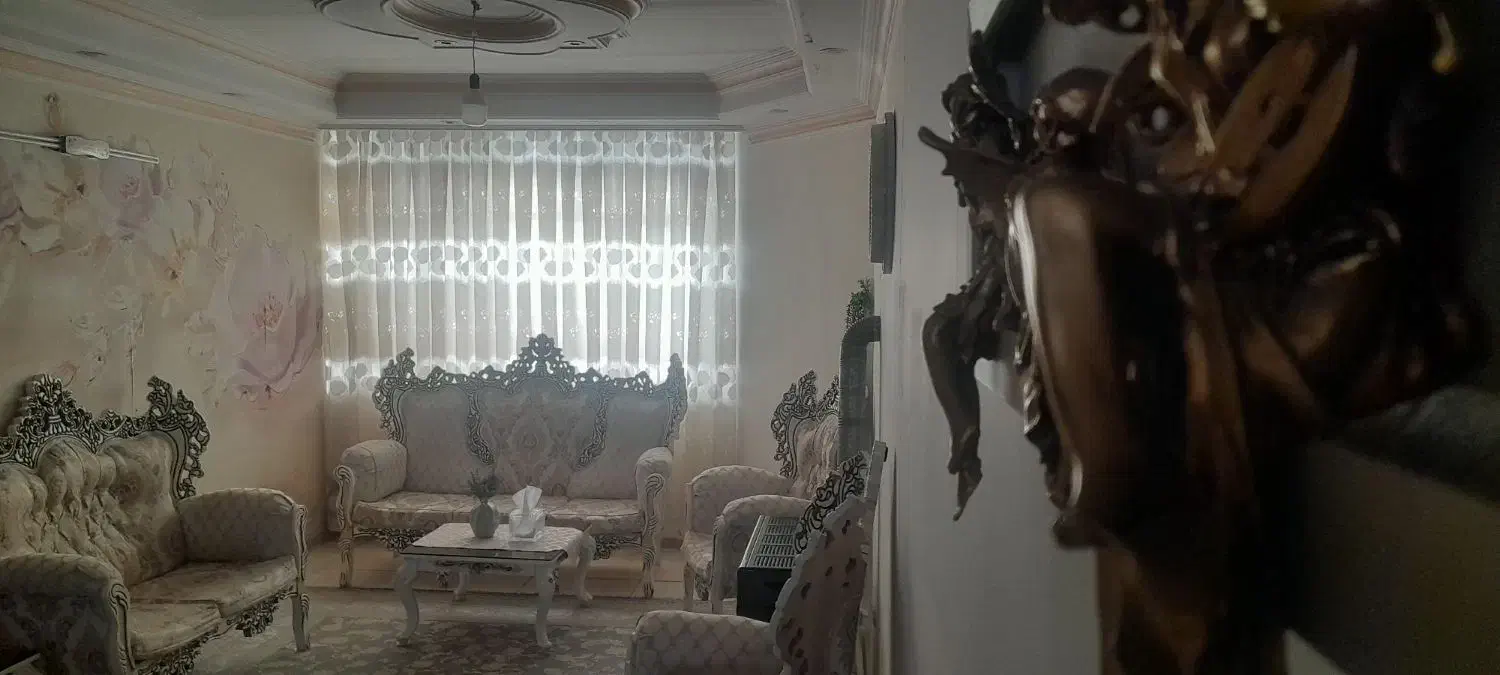 مبل سلطنتی|مبلمان خانگی و میز عسلی|اسلام‌شهر, شهرک قائمیه|دیوار