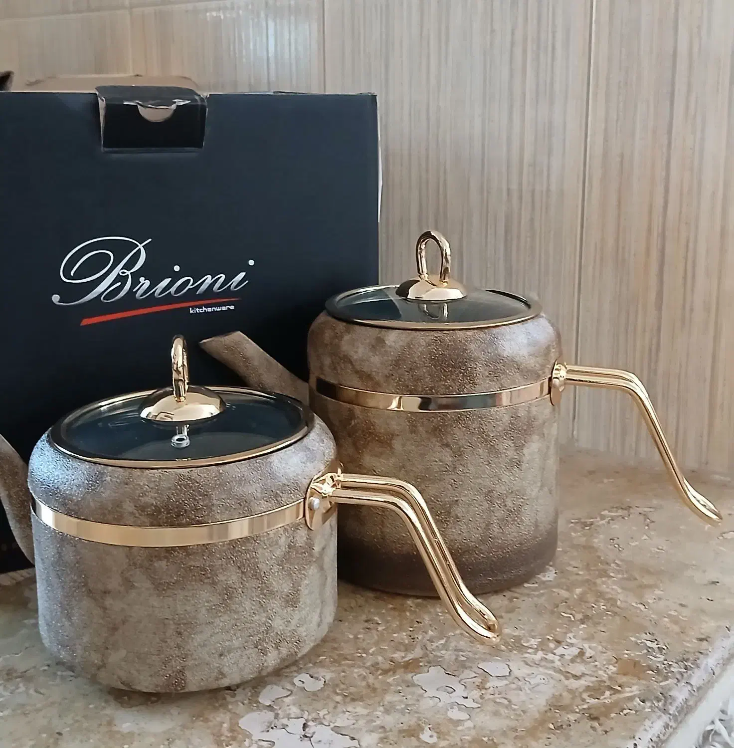 کتری و قوری|قوری، کتری، قهوه‌ساز دستی|بشروئیه, |دیوار