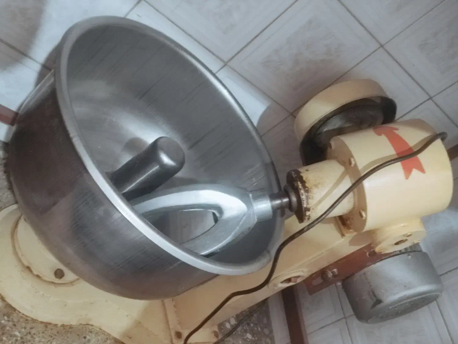 خمیرکن ۱۵کیلویی استیل|اجاق گاز و لوازم برقی پخت‌وپز|فلاورجان, |دیوار