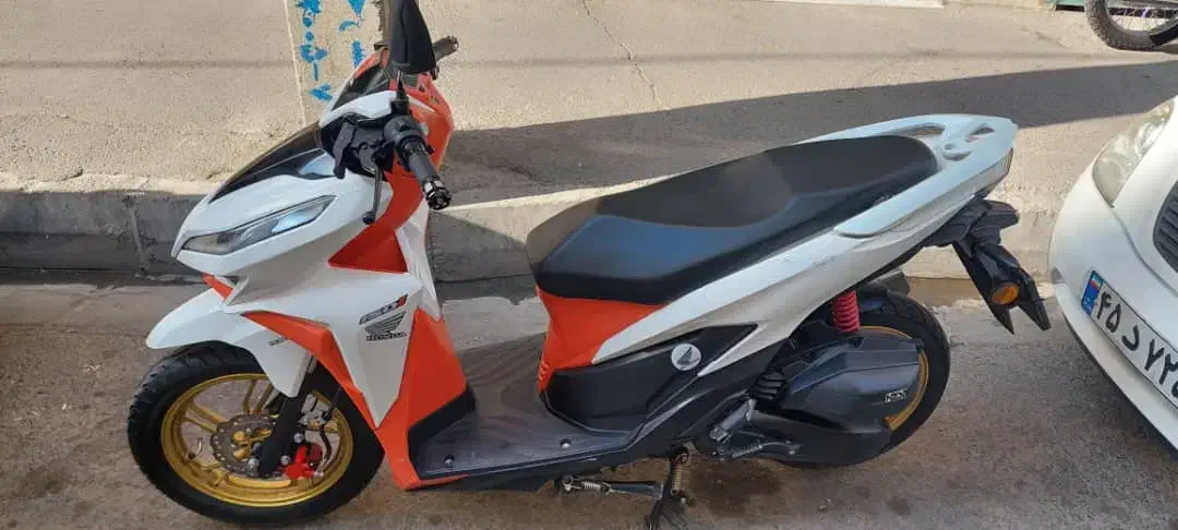 موتور کیلیک s2 کویر|موتورسیکلت|اندیشه, اندیشه فاز ۱|دیوار