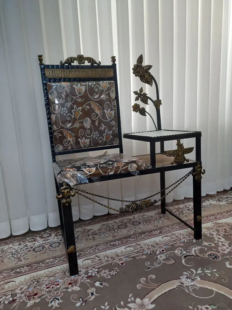 صندلی تلفن|صندلی و نیمکت|قائن, |دیوار