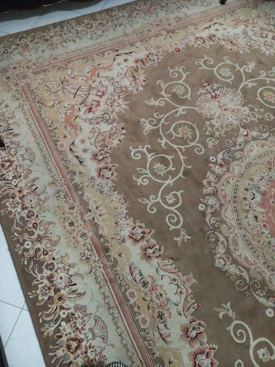 فرش ۱۲متری زمینه کرم|فرش|فومن, |دیوار