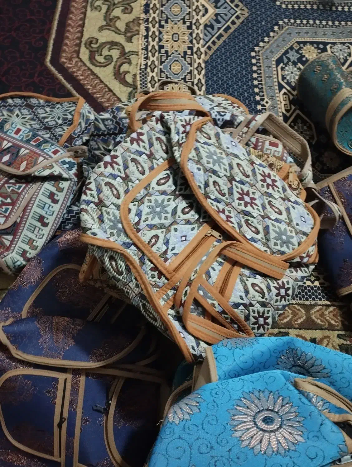 کیف زنانه کیف مسافرتی آرایشی پول|کیف، کفش، کمربند|قشم, |دیوار