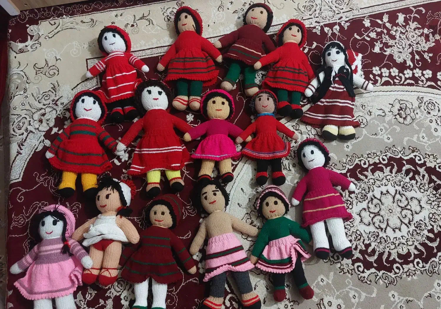 عروسک|اسباببازی بچه|ابهر, |دیوار