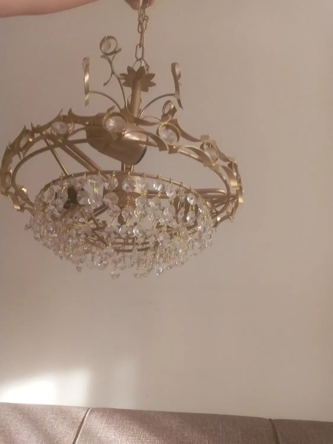 لوستر سقفی|لوستر و چراغ آویز|پرند, فاز ۴|دیوار