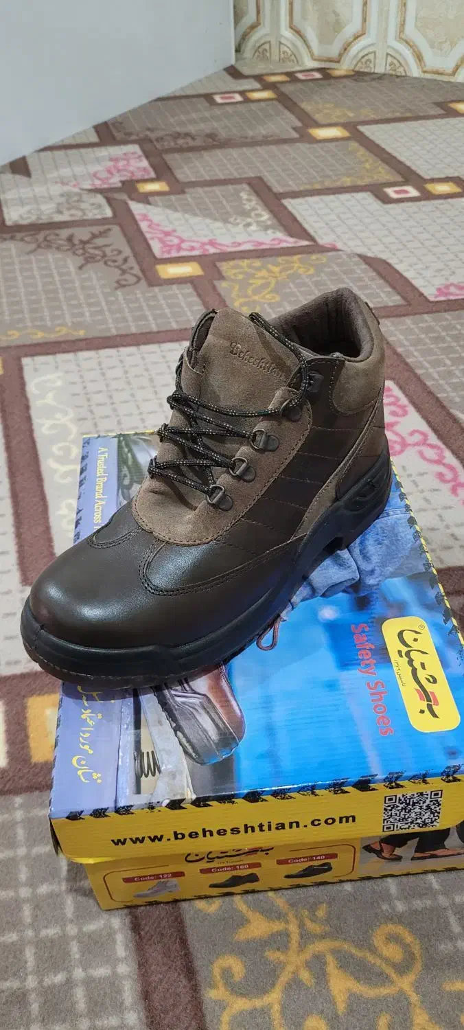 فروش دو جفت کفش نو استفاده نشده|کیف، کفش، کمربند|کوشکنار, |دیوار