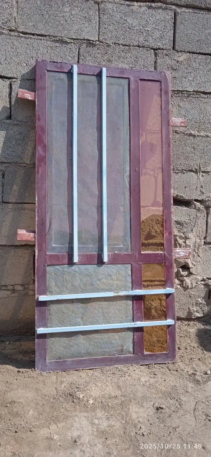 پنجره|مصالح و تجهیزات ساختمان|نیمروز, |دیوار