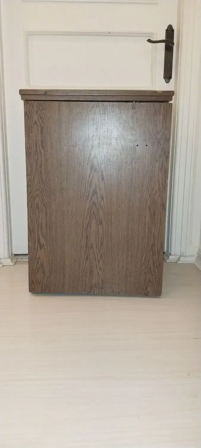 میزچرخ خیاطی ۲چهارپایه میزعسلی قدیمی محکم چوب گردو|مبلمان خانگی و میز عسلی|مشهد, فلسطین|دیوار