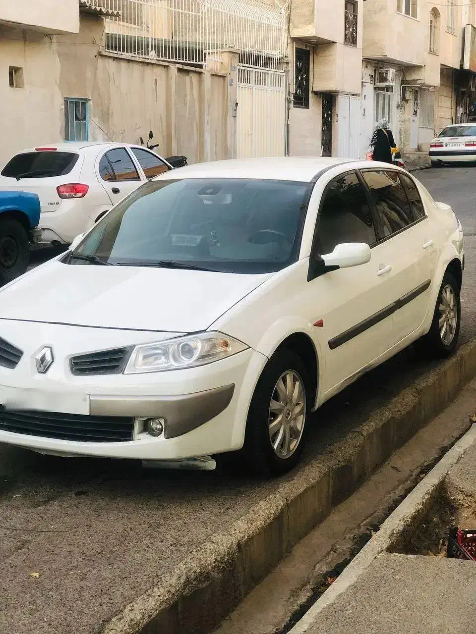 رنو مگان 2000cc اتوماتیک، مدل ۱۳۹۱|خودرو سواری و وانت|تهران, تهرانپارس شرقی|دیوار