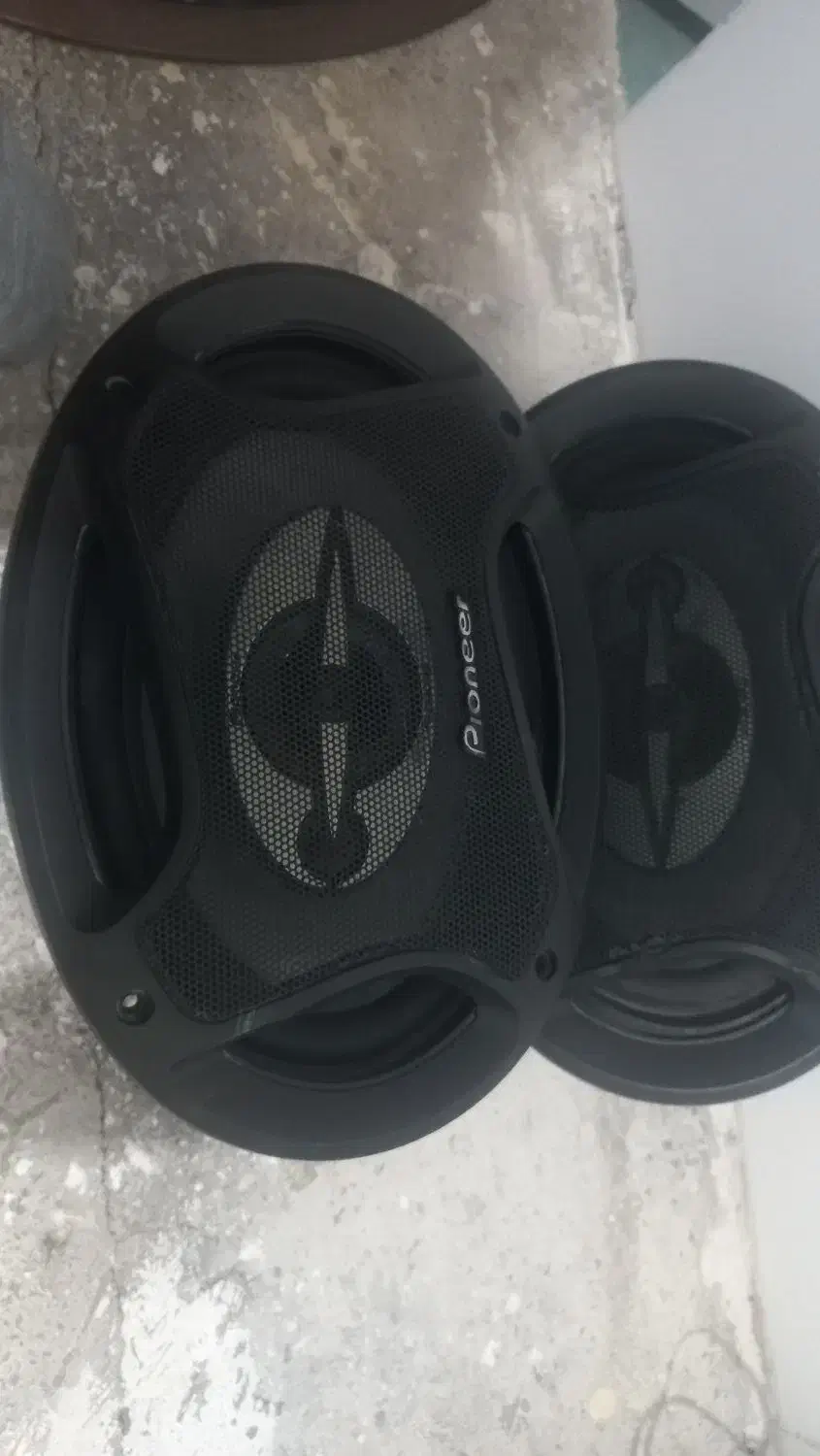 بانده پاینر|صوتی و تصویری|مشکین‌دشت, |دیوار