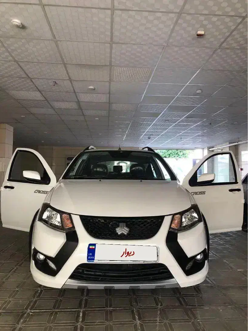 کوییک S مدل آخر ۱۴۰۲تمام فابریک بدون نقطه فول آپشن|خودرو سواری و وانت|شیراز, نصر|دیوار