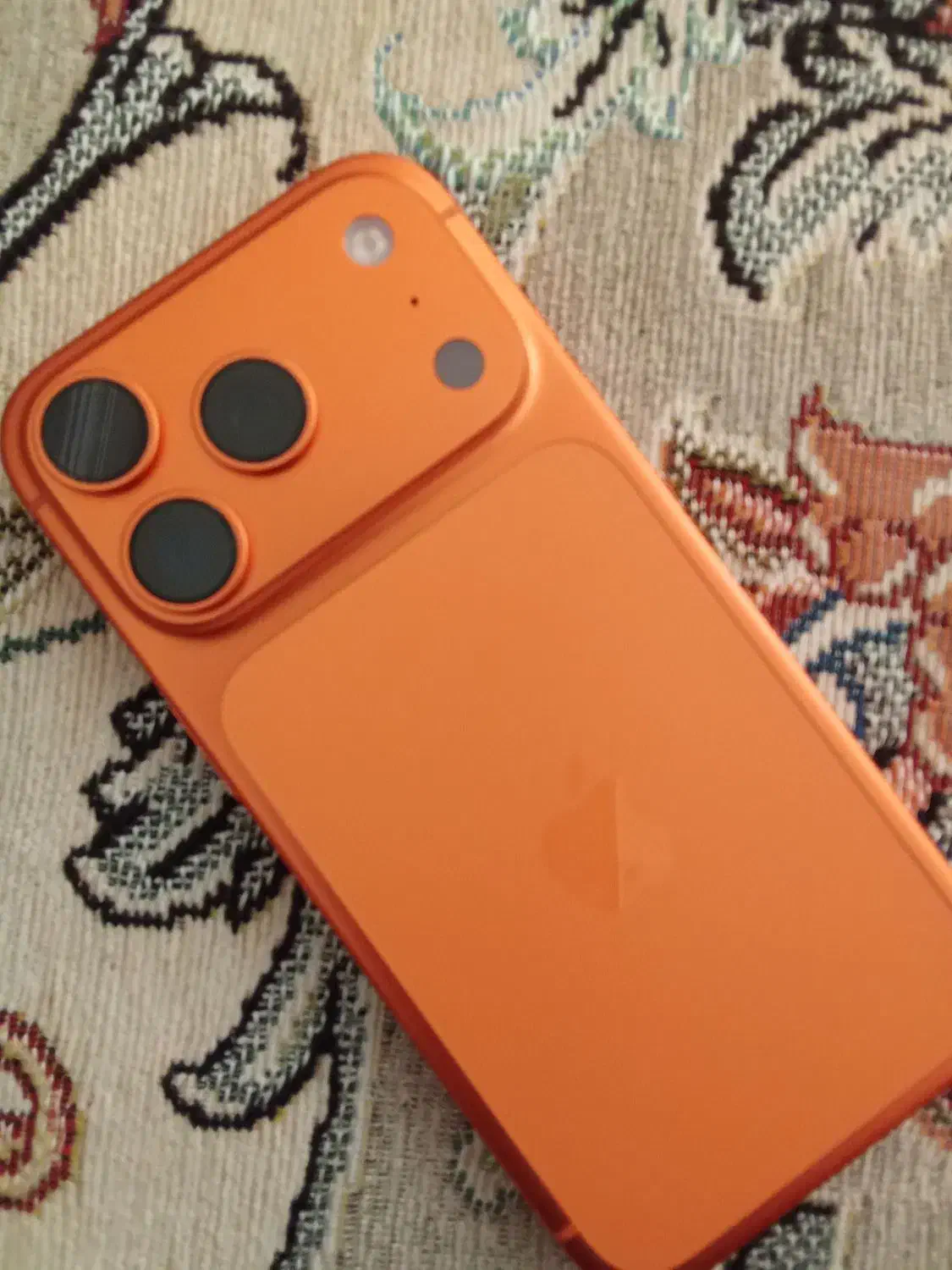 آیفون ۱۷ پرو|موبایل|قم, بنیاد|دیوار