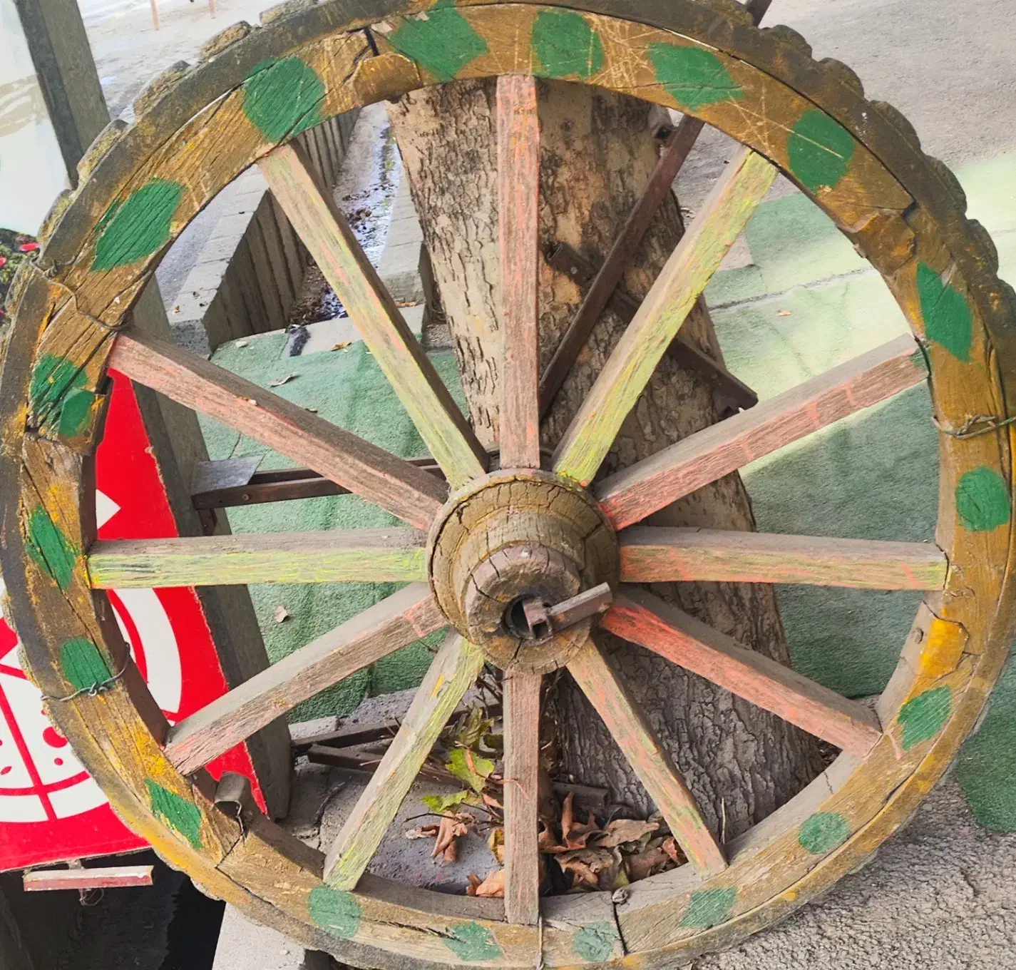 چرخ گاری|کلکسیون اشیاء عتیقه|ارومیه, |دیوار