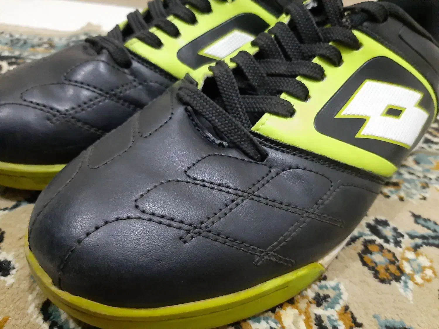 کفش فوتسال|کیف، کفش، کمربند|تهران, هفده شهریور|دیوار