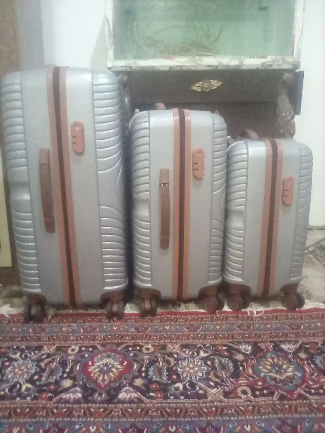 چمدان سالم نو یکماه خریدم|کیف، کفش، کمربند|وحیدیه, |دیوار