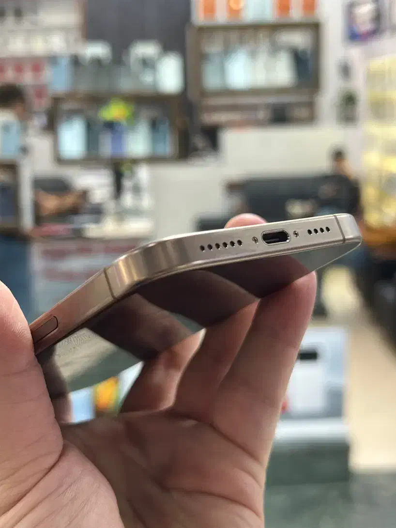 آیفون ۱۶ پرومکس باطری ۱۰۰درصد سری N بدون ریجستر|موبایل|مشهد, سعد آباد|دیوار