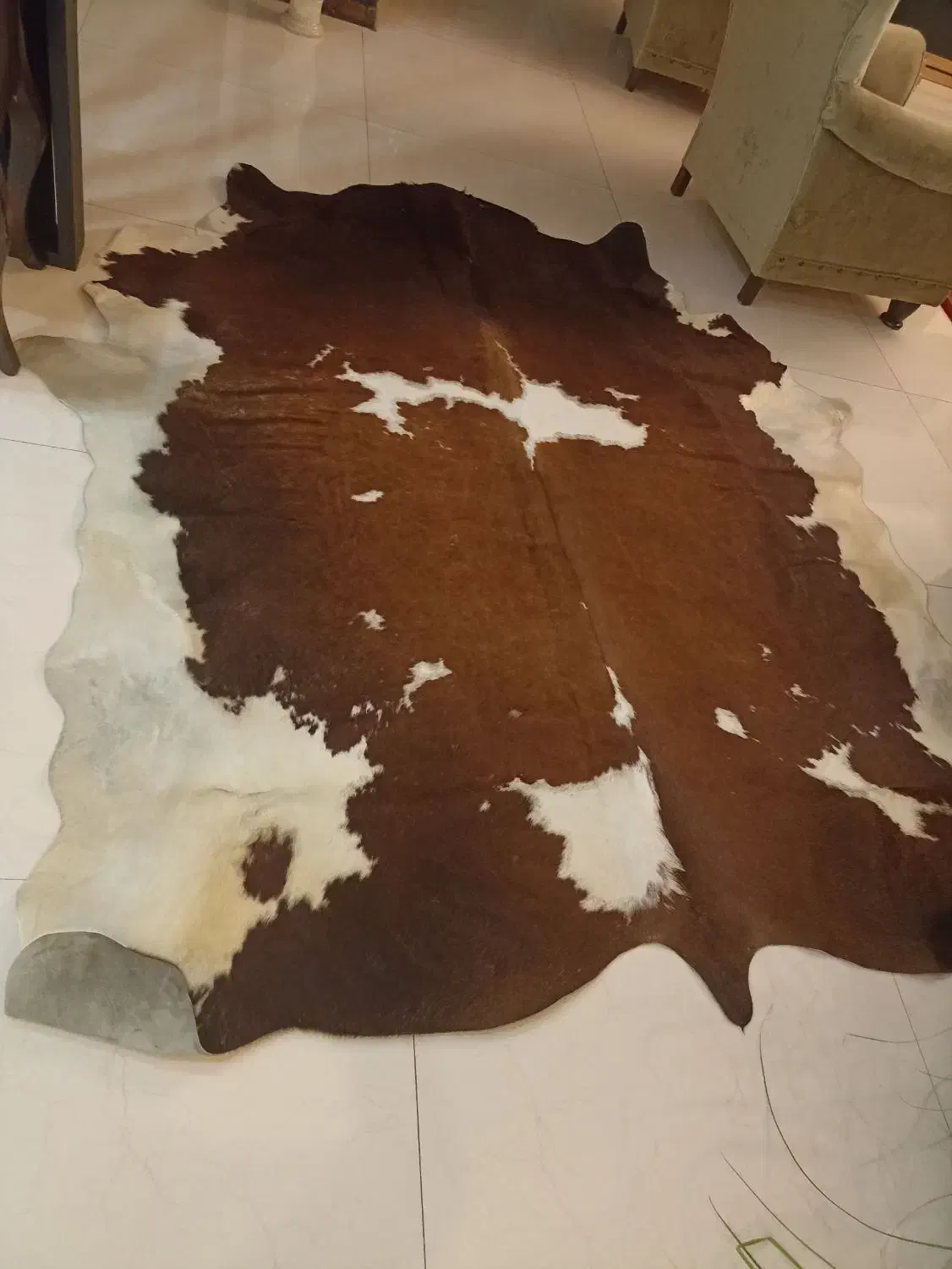 فرش پوست گاو چرم طبیعی|فرش|مشهد, وکیلآباد|دیوار